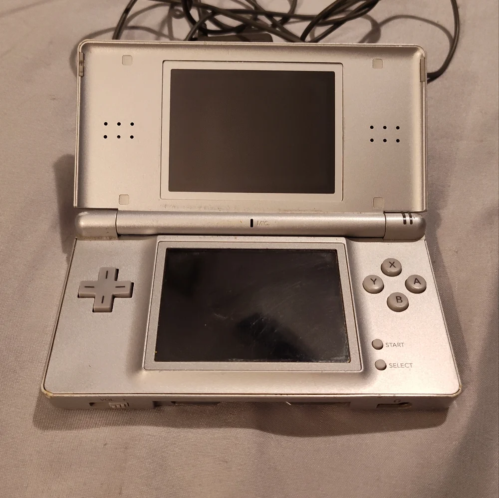 Vintage Nintendo DS Lite with Charger!